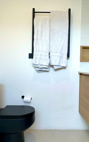 Apartamento à venda com 78m², 1 quarto e 1 vaga Apartamento à venda com 78m², 1 quarto e 1 vagaBanheiro da Suíte