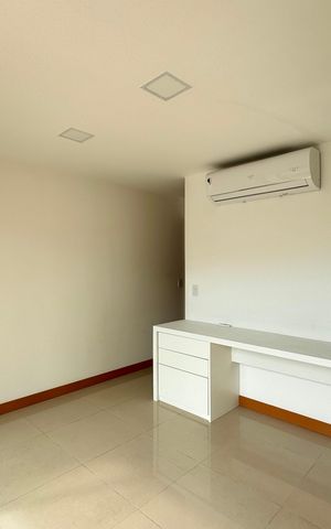Apartamento à venda com 192m², 3 quartos e 2 vagas Apartamento à venda com 192m², 3 quartos e 2 vagasSuíte 3