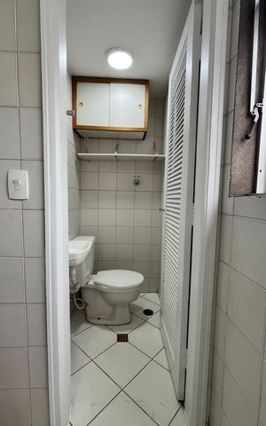 Apartamento à venda com 60m², 2 quartos e 1 vaga Apartamento à venda com 60m², 2 quartos e 1 vagaBanheiro
