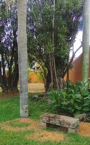 Casa à venda com 1100m², 3 quartos e 2 vagas Casa à venda com 1100m², 3 quartos e 2 vagasÁrea externa