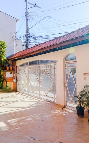 Casa à venda com 250m², 3 quartos e 6 vagasGaragem