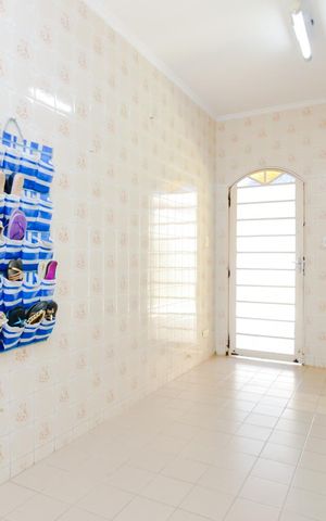 Casa à venda com 250m², 3 quartos e 6 vagasÁrea de Serviço