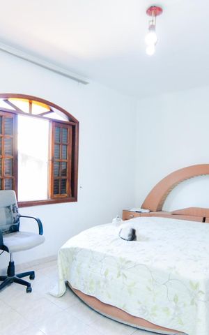 Casa à venda com 250m², 3 quartos e 6 vagasSuíte 3