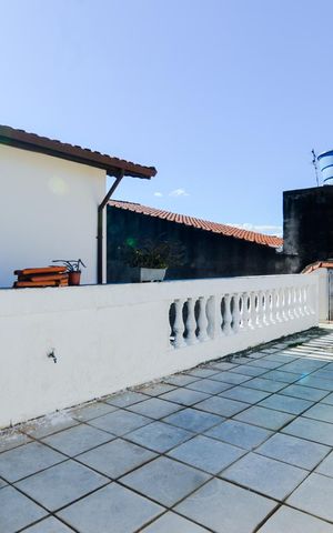 Casa à venda com 250m², 3 quartos e 6 vagasVaranda 
