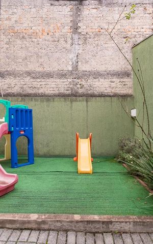 Casa à venda com 141m², 3 quartos e 1 vaga Casa à venda com 141m², 3 quartos e 1 vagaÁrea comum - Playground