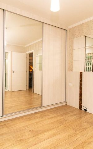 Casa à venda com 141m², 3 quartos e 1 vaga Casa à venda com 141m², 3 quartos e 1 vagaQuarto 1 suite
