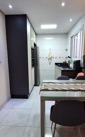 Apartamento à venda com 54m², 2 quartos e 1 vaga Apartamento à venda com 54m², 2 quartos e 1 vagaSala de Jantar