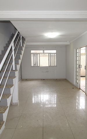 Casa para alugar com 180m², 3 quartos e 1 vagaSala