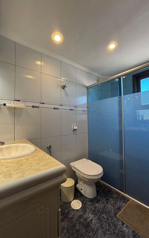 Apartamento à venda com 125m², 2 quartos e 1 vaga Apartamento à venda com 125m², 2 quartos e 1 vagaBanheiro