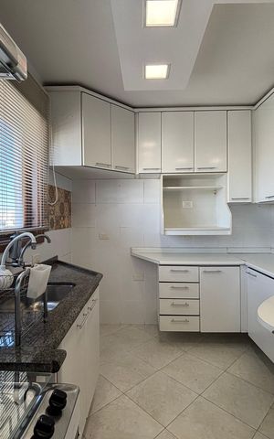 Apartamento à venda com 125m², 2 quartos e 1 vaga Apartamento à venda com 125m², 2 quartos e 1 vagaCozinha