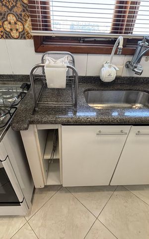 Apartamento à venda com 125m², 2 quartos e 1 vaga Apartamento à venda com 125m², 2 quartos e 1 vagaCozinha