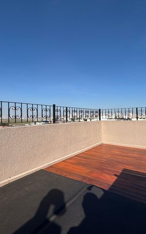Apartamento à venda com 125m², 2 quartos e 1 vaga Apartamento à venda com 125m², 2 quartos e 1 vagaCobertura