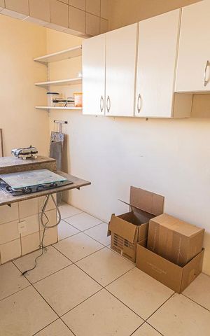 Apartamento à venda com 130m², 4 quartos e 2 vagasCozinha