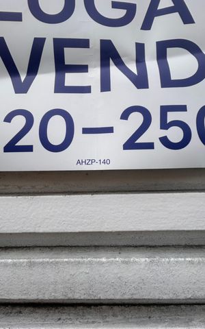 Casa à venda com 165m², 3 quartos e 2 vagasPlaca código 