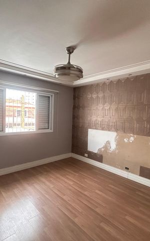 Casa à venda com 165m², 3 quartos e 2 vagasQuarto 1 suíte 1
