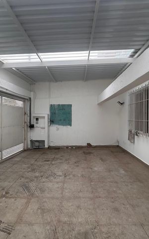 Casa à venda com 165m², 3 quartos e 2 vagasGaragem 