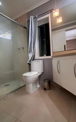 Casa à venda com 165m², 3 quartos e 2 vagasBanheiro da Suíte