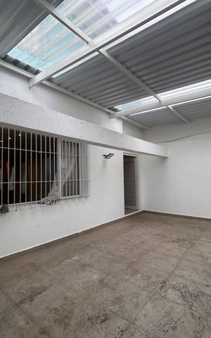 Casa à venda com 165m², 3 quartos e 2 vagasGaragem 