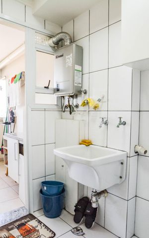 Apartamento à venda com 71m², 3 quartos e 1 vaga Apartamento à venda com 71m², 3 quartos e 1 vagaCozinha e Área de Serviço