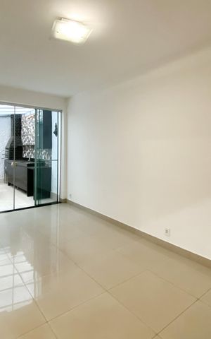 Apartamento à venda com 136m², 2 quartos e 1 vaga Apartamento à venda com 136m², 2 quartos e 1 vagaSala