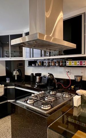 Apartamento à venda com 293m², 4 quartos e 3 vagasCozinha