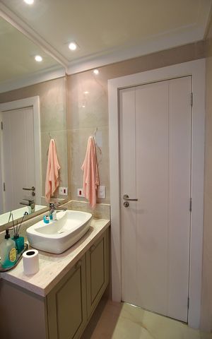 Apartamento à venda com 86m², 2 quartos e 1 vaga Apartamento à venda com 86m², 2 quartos e 1 vagaBanheiro