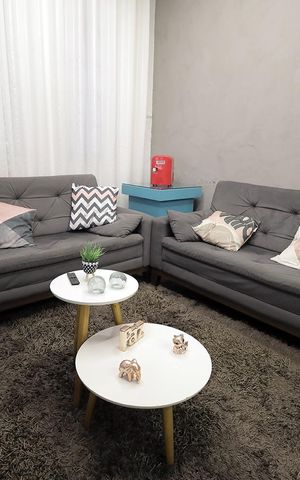 Casa à venda com 160m², 3 quartos e 2 vagas Casa à venda com 160m², 3 quartos e 2 vagasSala