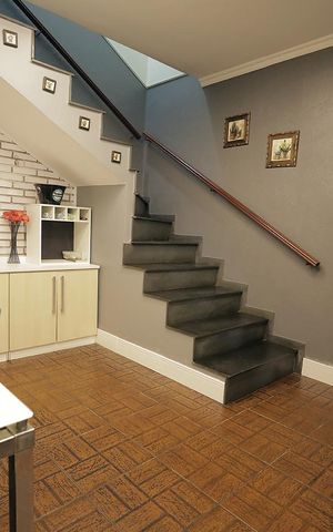 Casa à venda com 160m², 3 quartos e 2 vagas Casa à venda com 160m², 3 quartos e 2 vagasSala de Jantar