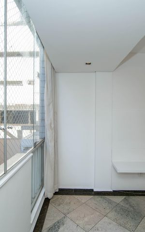 Apartamento à venda com 109m², 3 quartos e 2 vagas Apartamento à venda com 109m², 3 quartos e 2 vagasVARANDA