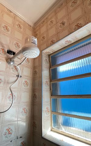 Casa para alugar com 236m², 4 quartos e 6 vagasBanheiro 1