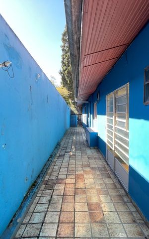 Casa para alugar com 236m², 4 quartos e 6 vagasQuintal