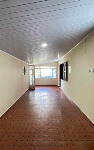 Casa para alugar com 236m², 4 quartos e 6 vagasGaragem