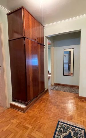 Casa para alugar com 236m², 4 quartos e 6 vagasSala