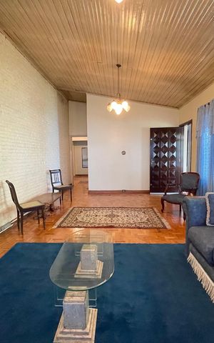 Casa para alugar com 236m², 4 quartos e 6 vagasSala