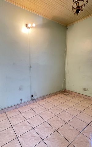 Casa para alugar com 236m², 4 quartos e 6 vagasQuarto 5