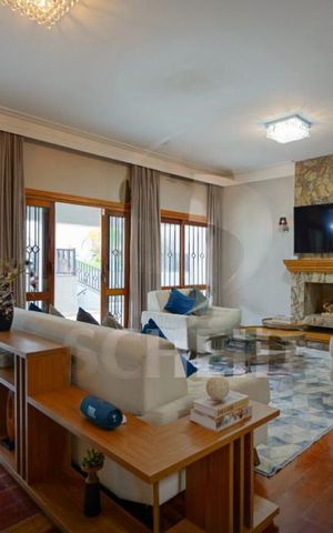Casa à venda com 477m², 3 quartos e 4 vagas