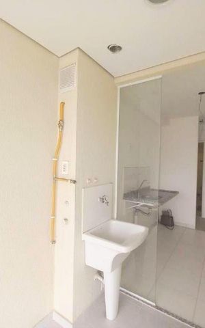 Apartamento à venda com 77m², 3 quartos e 2 vagas Apartamento à venda com 77m², 3 quartos e 2 vagasÁrea de serviço