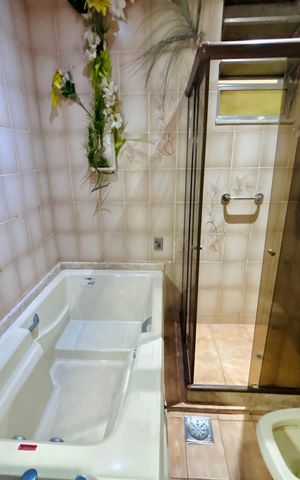 Apartamento à venda com 146m², 3 quartos e sem vaga