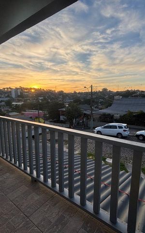 Apartamento para alugar com 90m², 2 quartos e sem vaga