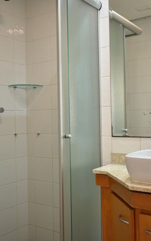 Apartamento para alugar com 75m², 3 quartos e 2 vagasBanheiro Social