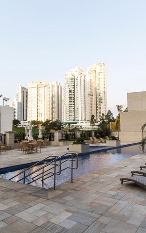Apartamento para alugar com 90m², 2 quartos e 2 vagasPiscina