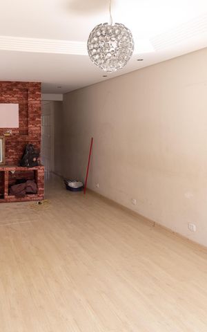 Casa para alugar com 220m², 3 quartos e 5 vagasSala