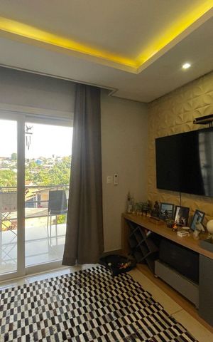 Casa à venda com 135m², 3 quartos e 3 vagas Casa à venda com 135m², 3 quartos e 3 vagasSala