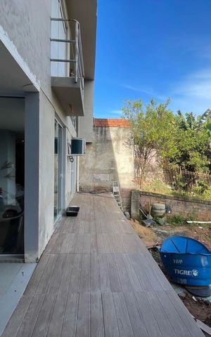 Casa à venda com 135m², 3 quartos e 3 vagas Casa à venda com 135m², 3 quartos e 3 vagasÁrea comum