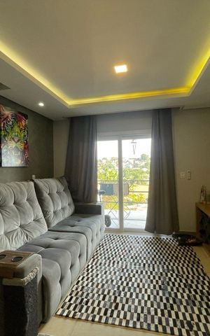 Casa à venda com 135m², 3 quartos e 3 vagas Casa à venda com 135m², 3 quartos e 3 vagasSala