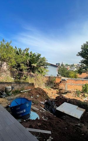 Casa à venda com 135m², 3 quartos e 3 vagas Casa à venda com 135m², 3 quartos e 3 vagasÁrea comum
