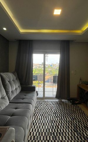 Casa à venda com 135m², 3 quartos e 3 vagas Casa à venda com 135m², 3 quartos e 3 vagasSala