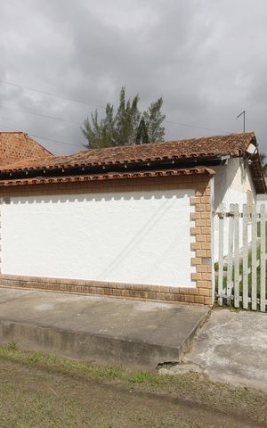 Casa para alugar com 360m², 2 quartos e 2 vagasFachada