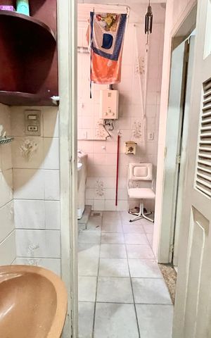Apartamento à venda com 140m², 3 quartos e 1 vaga Apartamento à venda com 140m², 3 quartos e 1 vagaBanheiro de serviço