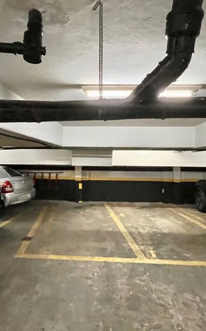 Apartamento à venda com 140m², 3 quartos e 1 vaga Apartamento à venda com 140m², 3 quartos e 1 vagaGaragem